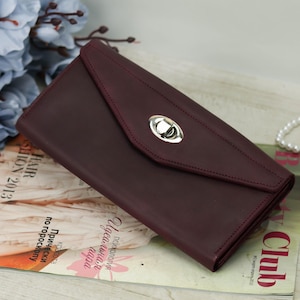 Genuine Leather Clutch with Lock, Stylish Flap Closure Handbag, Compact Phone Purse for Cash and Cards & Coins, Handmade Leather Evening Bag