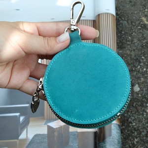 Round Leather Coin Purse / Minimalist Money Pouch / Circular Zipper Wallet with Carabiner / Cute Earbuds Organizer / Additional Coin Holder image 2