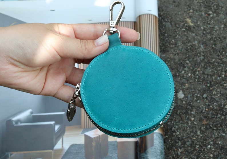 Round Leather Coin Purse / Minimalist Money Pouch / Circular Zipper Wallet with Carabiner / Cute Earbuds Organizer / Additional Coin Holder image 2