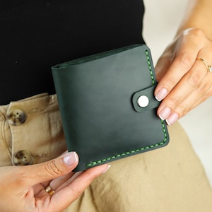 Handmade Genuine Leather Bifold Wallet, Cash Purse With Card Slots, Leather Pocket Slim Wallet, Handstitching Leather Cards and Bills Holder