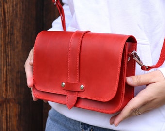 Handmade Red Leather Shoulder Bag/ Personalized Small Business Handbag/Elegant Casual Bag/ Engraved Crossbody Purse/ Minimalist Bag for Gift