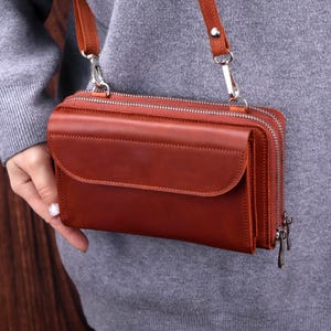 Crazy Horse Leather Crossbody Phone Purse: Shoulder Double Zipper Travel Wallet, RFID Blocking, Personalized