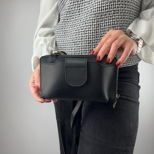 RFID Handmade Leather Crossbody Wallet Purse: Zip-Around Phone Pocket, 20 Card Slots