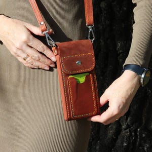 Natural Leather Phone Shoulder Purse Holster, Handmade Leather Crossbody Case iPhone 15, 16, Pro, Max with Card Slot & Zipper Coins Pocket