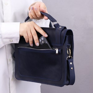 Petite serviette en cuir avec bandoulière/ sacoche à poignée supérieure pour homme/ sac messager bleu/ sac à bandoulière en cuir/ sac à bandoulière pour documents image 4