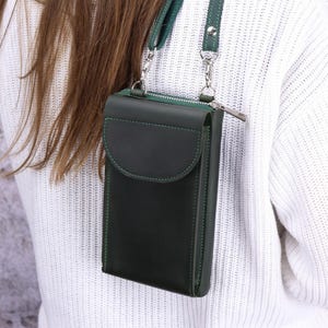 Genuine Leather Crossbody iPhone Wallet, Handmade Shoulder Wallet Purse With Pocket for Mobile Phone, Personalized Leather Crossbody Purse