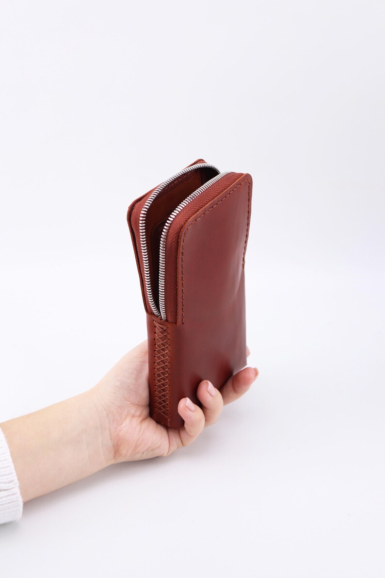 Handmade Leather Smartphone Holster: Zip Case with Belt Clip, Personalized image 19