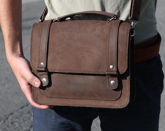 Personalized Leather Satchel Bag: Crossbody Messenger, Cowhide Laptop Briefcase & Top Handle with Adjustable Strap
