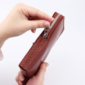 Handmade Leather Smartphone Holster: Zip Case with Belt Clip, Personalized image 18