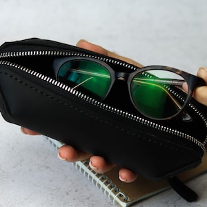 Handmade Leather Glasses Case, Zip Holster For Sunglasses, Leather Reading Glasses Holder, Leather Protective Eyeglass Case With Wristlet