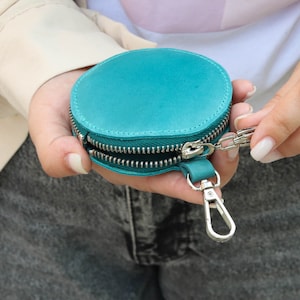 Round Leather Coin Purse / Minimalist Money Pouch / Circular Zipper Wallet with Carabiner / Cute Earbuds Organizer / Additional Coin Holder image 1