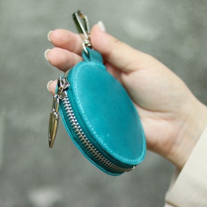 Round Leather Coin Purse / Minimalist Money Pouch / Circular Zipper Wallet with Carabiner / Cute Earbuds Organizer / Additional Coin Holder image 5