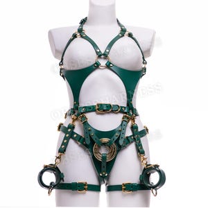 Strapon harness, Strap on harness, Mature