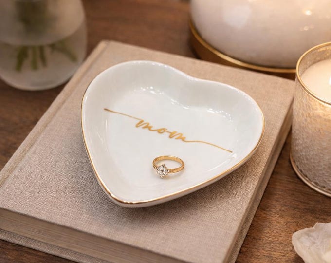 Personalized Girls Ring Dish, Custom Name Jewelry Dish, Party Favor Gift, Bridesmaid Gift, Communion Keepsake, Trinket Dish