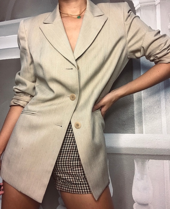 Tan oversized blazer