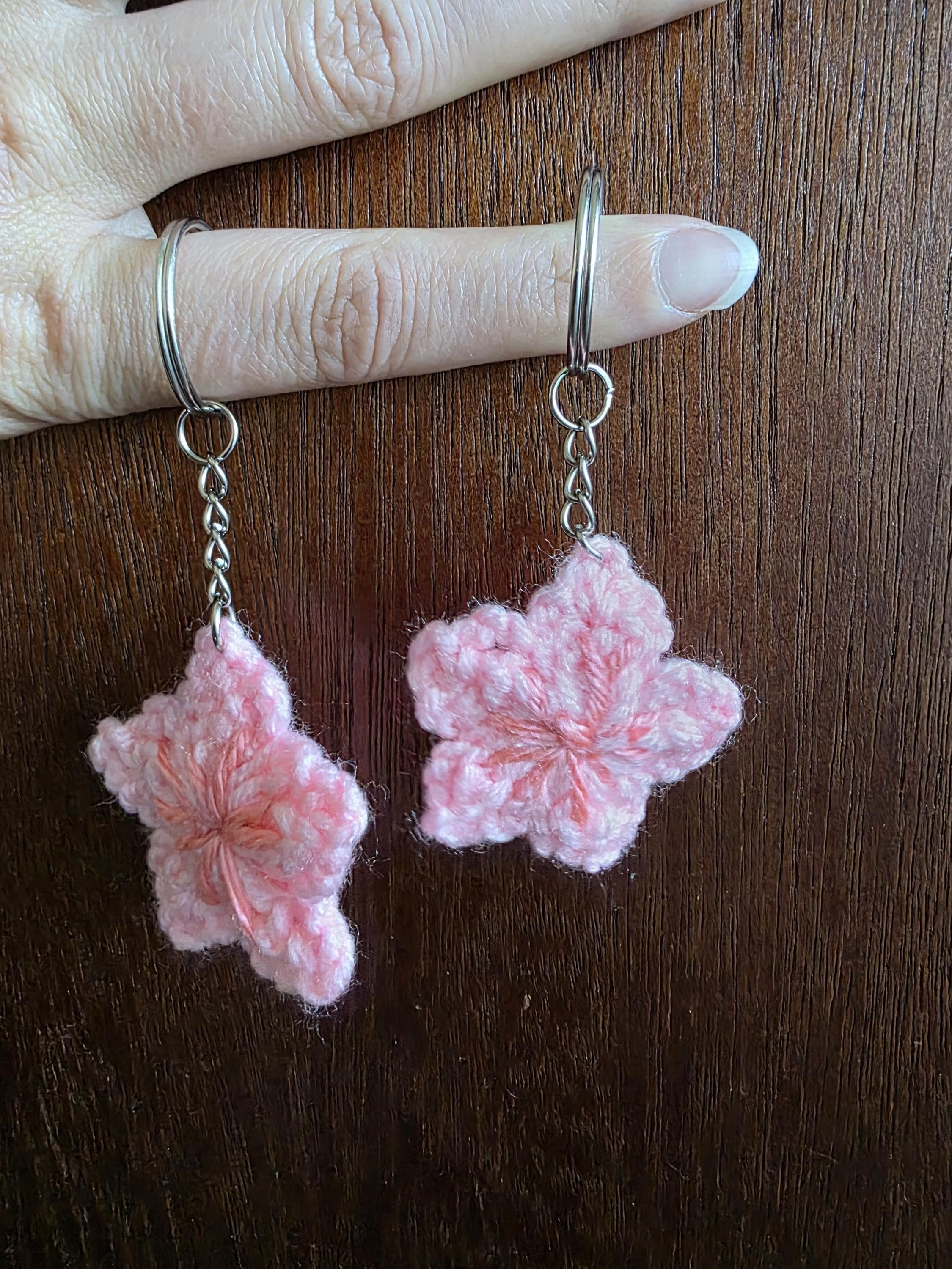 Crochet Sakura Flower Keychain – Handmade Cherry Blossom Charm for