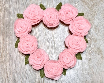 Mini Rose Heart Wreath Craft Kit // Valentine's Day Craft Kit // Felt Flower Craft Kit