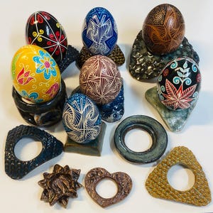 Handmade Ceramic Egg Stand, Pysanky Display, Stoneware Ball Base, Ornament Display