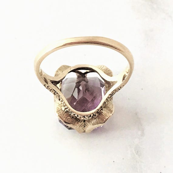 Large Amethyst Ring in 9 ct. Solid Yellow Gold - … - image 7