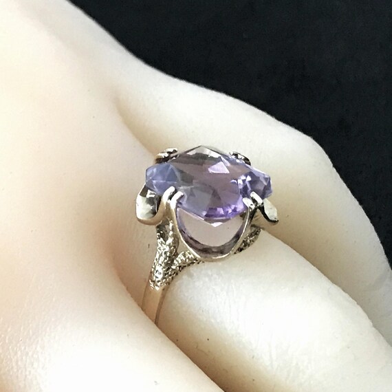 Large Amethyst Ring in 9 ct. Solid Yellow Gold - … - image 3