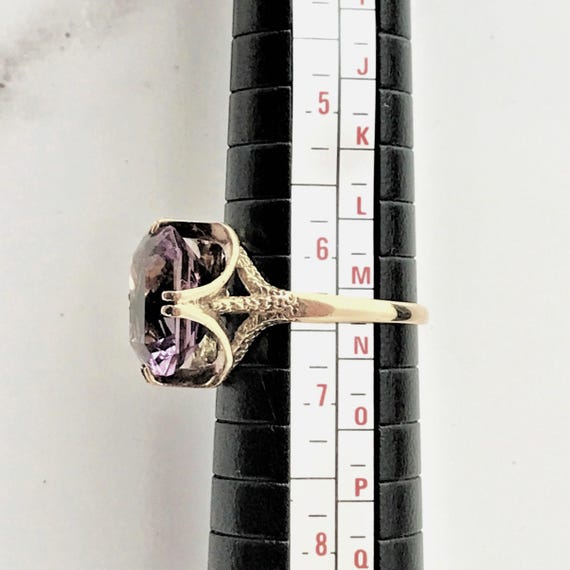Large Amethyst Ring in 9 ct. Solid Yellow Gold - … - image 9