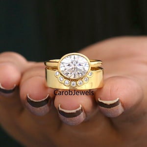 Wide Cigar Contour Band, Horizontal 2.50 CT Oval Cut Moissanite Bridal Ring Set, Solid 18k Yellow Gold Engagement Ring, Bezel Setting Ring