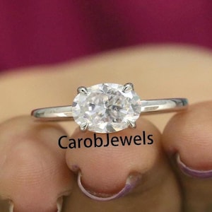 Bague de fiançailles en moissanite taille ovale sertie est-ouest, bague solitaire diamant ovale de 2,50 carats, bague en or blanc 14 carats, cadeau bague de demoiselle d'honneur