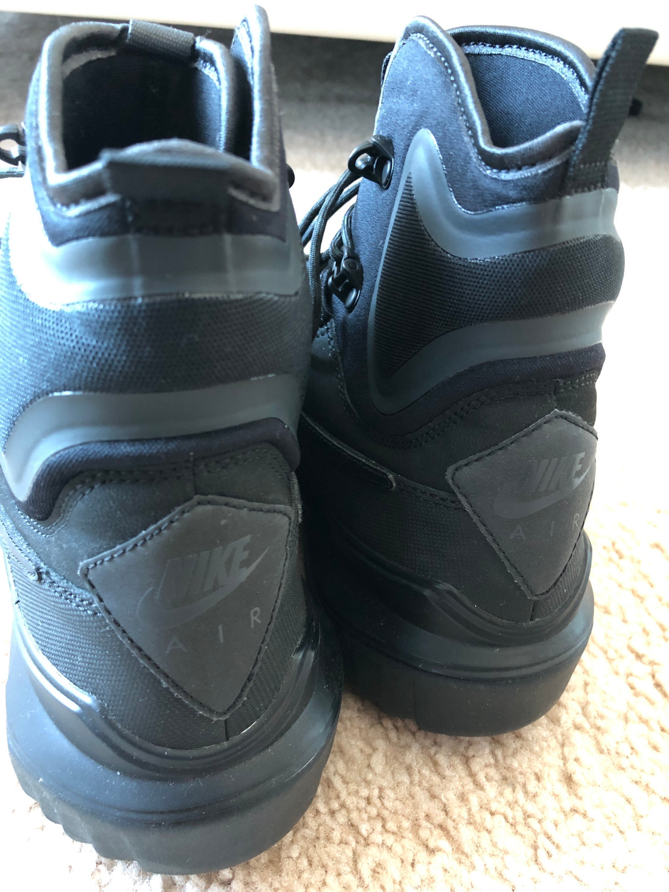 nike boots size 5