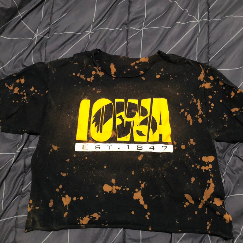 iowa hawkeye crop top