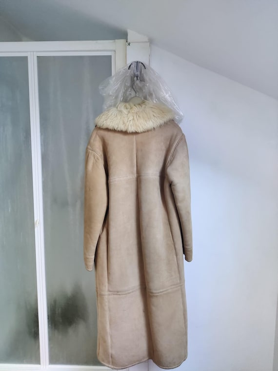 Vintage women's Montone Shearling View 2