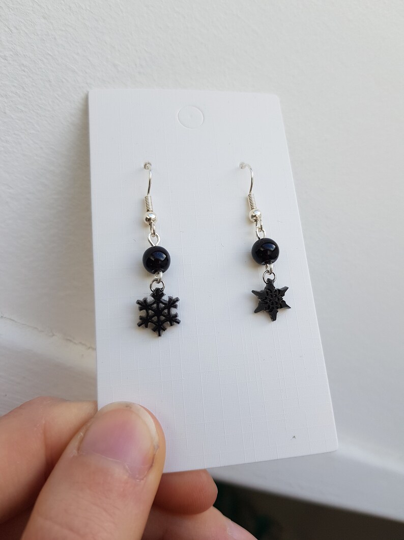 Snowflake dangle earrings black white resin silver glitter Earrings pendant snowflake black resin black white silver sequins