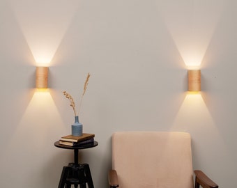 2 Wandlampen Set — 2 Wandlampen Set — geschwungenes Sperrholz — Holz Wandlampen — Wandlampen — Leuchtmittel — Wandleuchter — rustikale Moderne