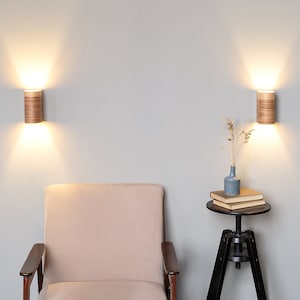 Rechargeable dimmable battery-operated sconce, accumulator wall sconce
