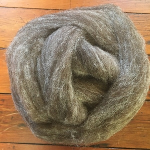 Corriedale Wool Roving (2 oz balls)