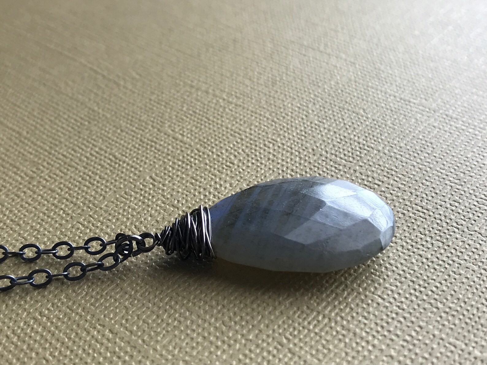 JaipurJewels Natural Blue Flash Labradorite Beaded Necklace – 20" Strand, 118.50 CTS, Untreated
