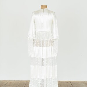 Vintage duchess satin and lace gown in White JESSICA image 7