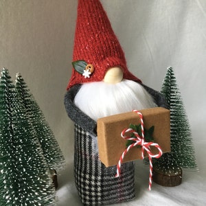 Handmade Christmas gift gnome, holiday gnome, money holder, cash holder gift for teacher, gift for her, gift for friend