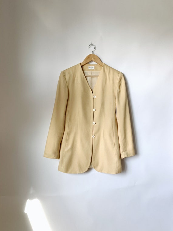 Beige yellow blazer - image 1