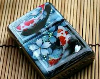 Shipping fee is free【Zippo case】(2piece set) You can put your name in kanji. Japanese art is drawn on the front of Zippo case.