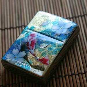 Shipping fee is free【Zippo case】(2piece set) You can put your name in kanji. Japanese art is drawn on the front of Zippo case.