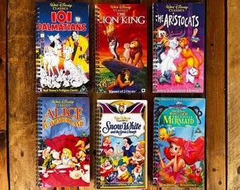 Cuaderno VHS reciclado/reciclado de Disney: El Rey León, Aladdin, Lilo y Stitch, etc.