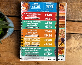 Cuaderno de ofertas y folletos de Wetherspoons reciclados/reciclados