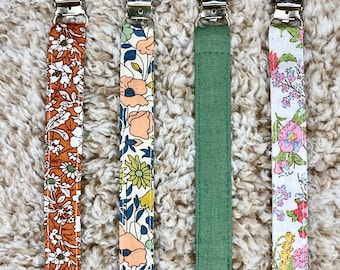 Pacifier Clip / Baby Shower Gift / Baby Girl / Baby Boy / Fabric Pacifier Clip / Binky Clip / Fall Pacifier Holder / Fall / Spring