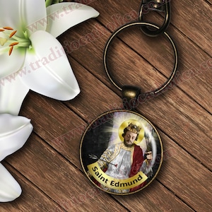Saint St Edmund the Martyr - bronze high quality keychain. Patron of Pandemics.