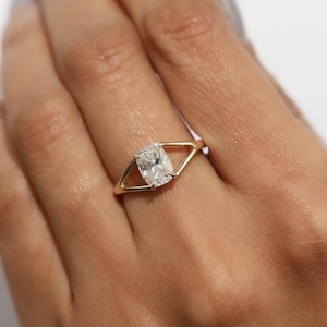 1.8CT Cushion Cut Lab Grown Diamond Wedding Ring | Art Deco 14K Solid Gold Anniversary Ring | Split Shank Solitaire Lab Created Diamond Ring