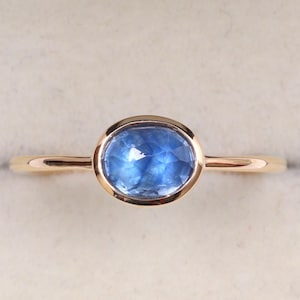 Blue Sapphire Rose Cut Stacking Ring - Dainty Solid Gold Sapphire Ring - Gift for Her - Elegant Sapphire Jewelry - Stacking Ring