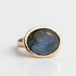 IGI Certified 11.5 CT Oval Cut Labradorite Gold Signet Ring for Men, 14K Solid Gold Unisex Ring, Unique Gift for Him, Father&#39;s Day Jewelry