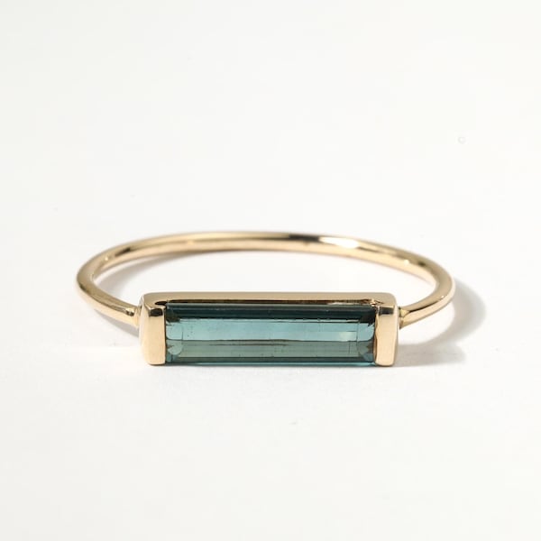 Ring med blå turmalinbaguette, 9K gult guld, Indicolit-smycken, storlek 7