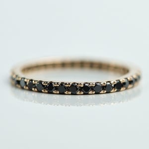 Black Diamond Wedding Band in 14K Solid Gold – Dainty Pave Eternity Ring – Minimalist Contour Stacking Band – Promise & Anniversary Ring