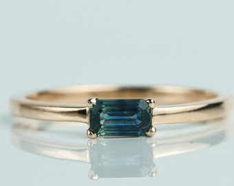 Parti sapphire stacking ring/Teal sapphire ring/Peacock sapphire ring/ Emerald cut sapphire ring/ Sapphire stacking ring in prong setting